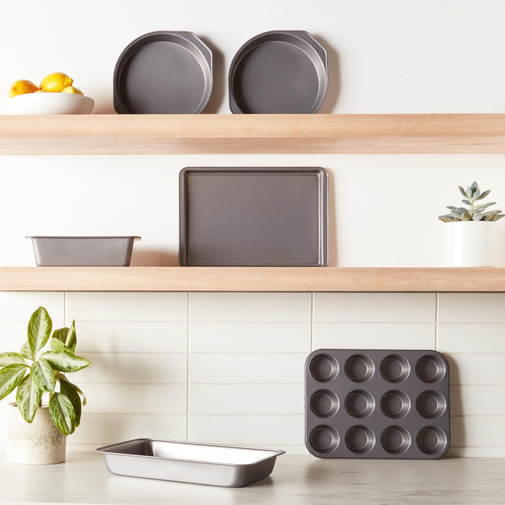 6-Piece Carbon Steel Nonstick Bakeware Set
